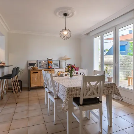 Jolie Maison Familiale Ferienhaus Vannes